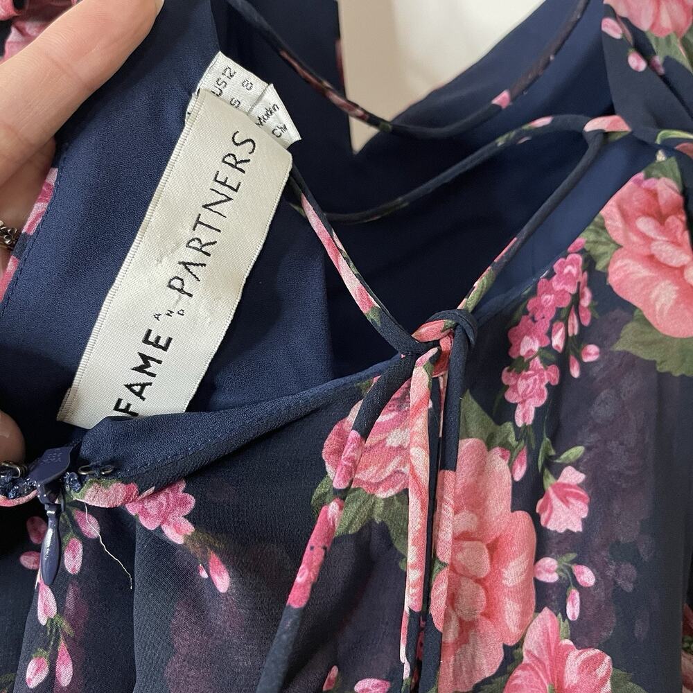 Fame & Partners Wyatt Floral Tiered Chiffon lace up plunge maxi Dress US 12 - Picture 10 of 11